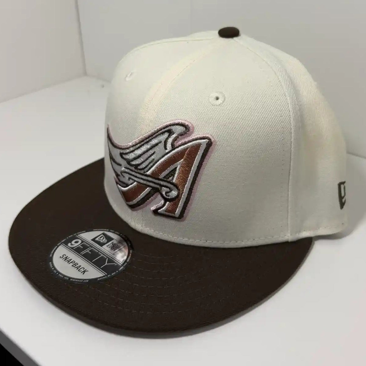 Angels Cap - White & Brown Edition